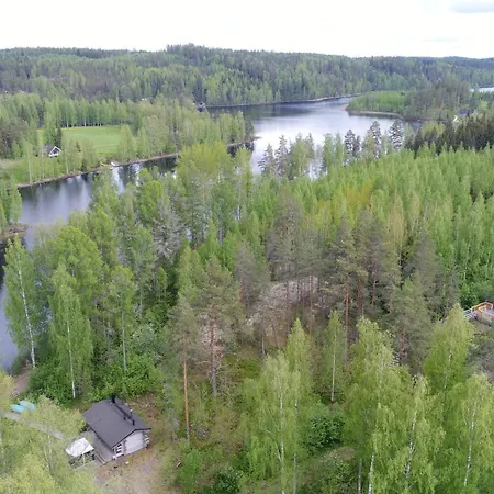 Haemeenniemi, Ester Heinola